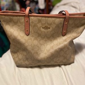 Coach purse